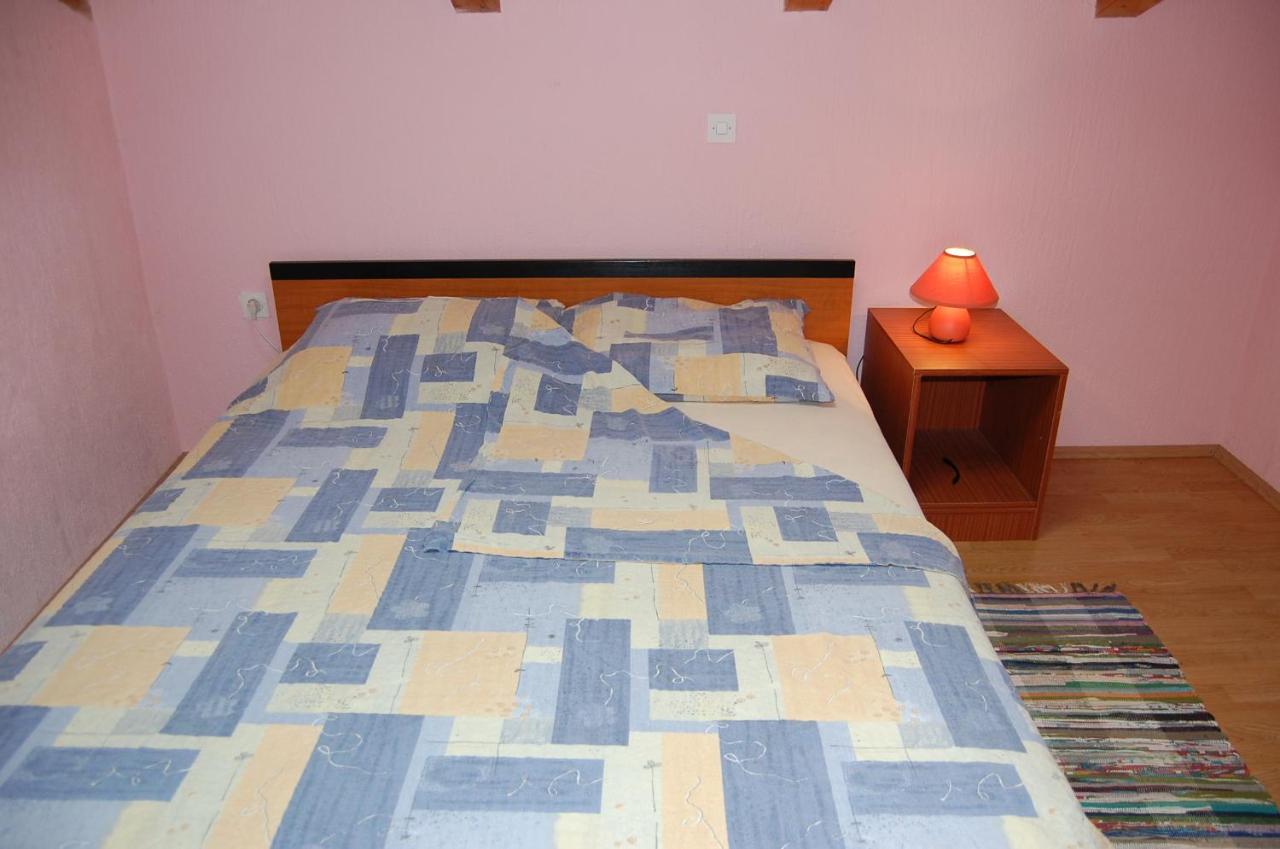 Apartment Ivan By El-Pi Tours Malinska Ngoại thất bức ảnh